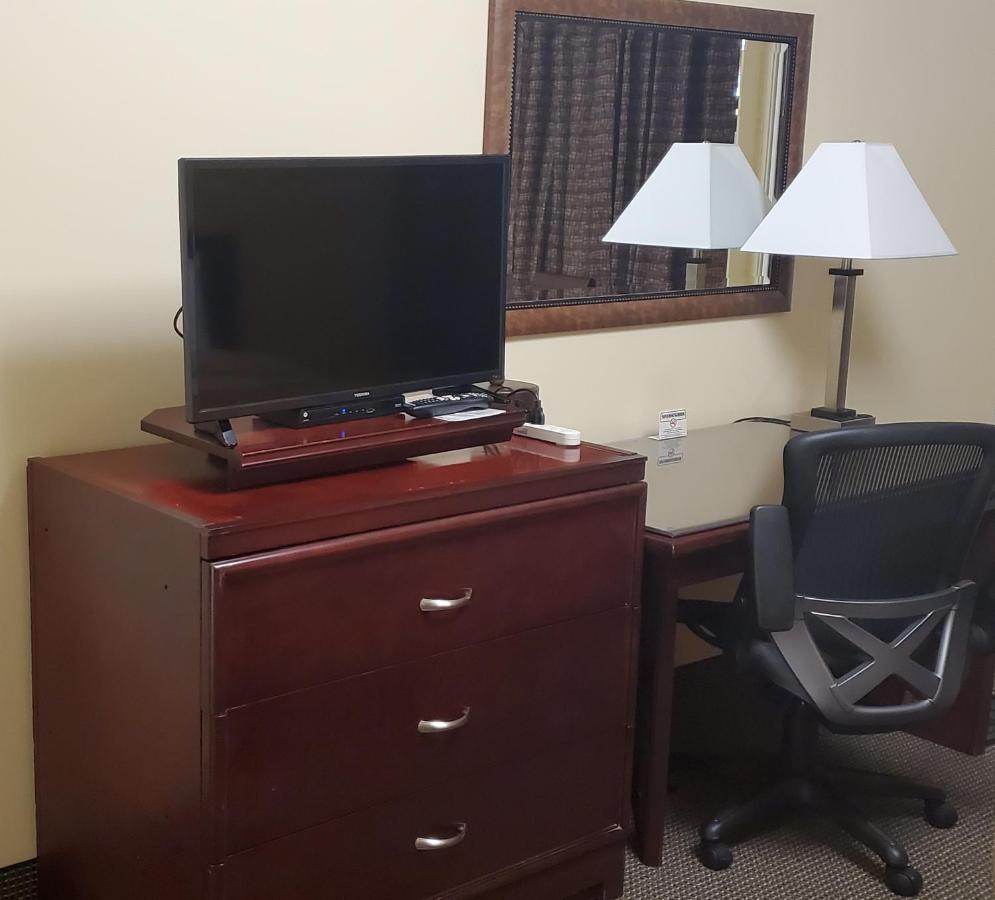 Imperial Fireside Inn 서드베리 외부 사진