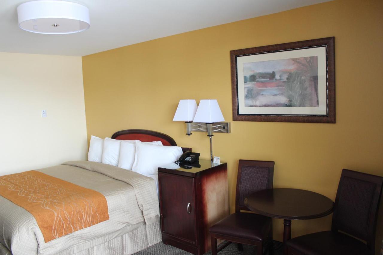 Imperial Fireside Inn 서드베리 외부 사진