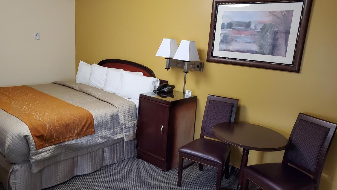 Imperial Fireside Inn 서드베리 외부 사진